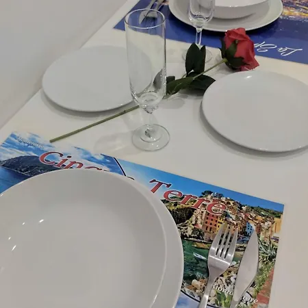 Casa Vacanze Andrea La Tua Base Per Visitare Il Mare Delle Cinque Terre 公寓 斯培西亚