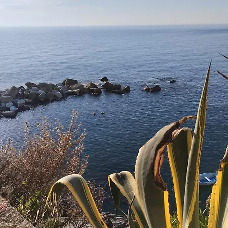 アパート Casa Vacanze Andrea La Tua Base Per Visitare Il Mare Delle Cinque Terre ラ・スペツィア