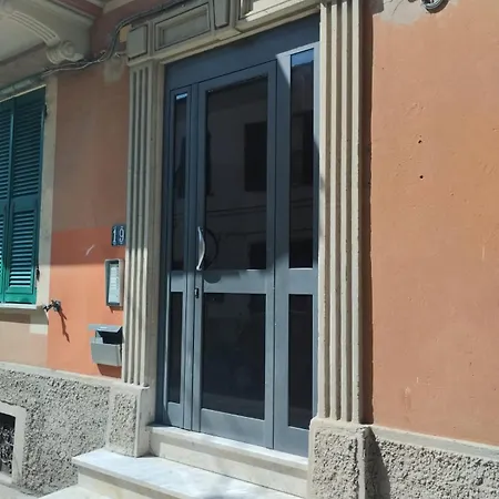 Casa Vacanze Andrea La Tua Base Per Visitare Il Mare Delle Cinque Terre *