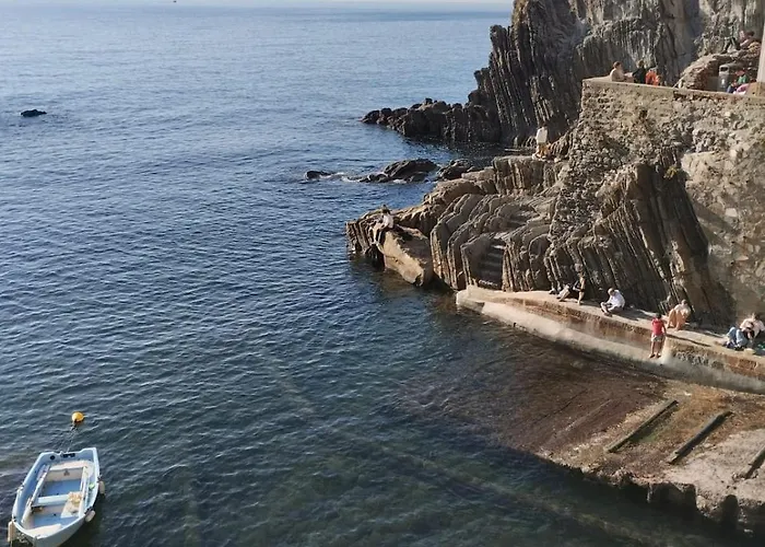 Casa Vacanze Andrea La Tua Base Per Visitare Il Mare Delle Cinque Terre Lejlighed *